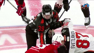 «Трактор» уступил «Автомобилисту» в «Уральском дерби»