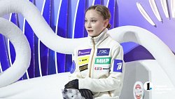 Фигуристка Аделия Петросян захватила лидерство на Гран-при в Магнитогорске