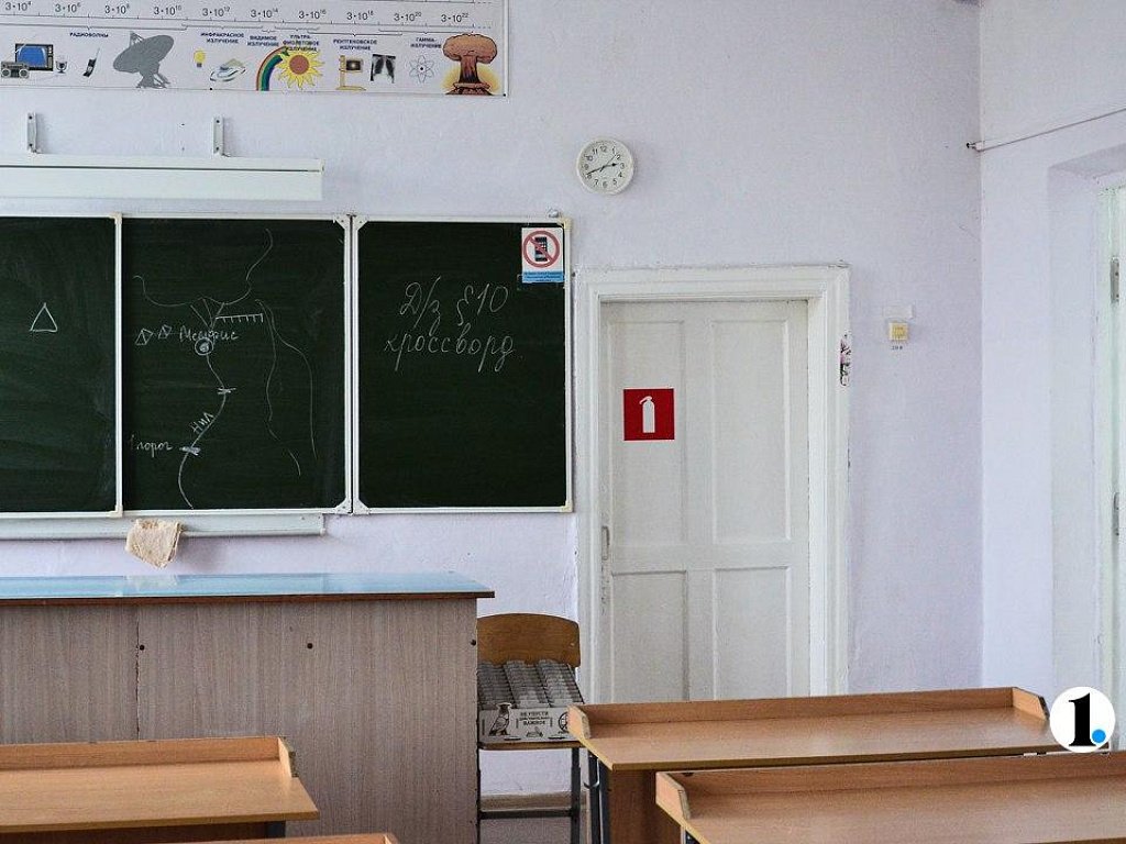 В селе Берлин Челябинской области педагог отвесила школьнику два подзатыльника