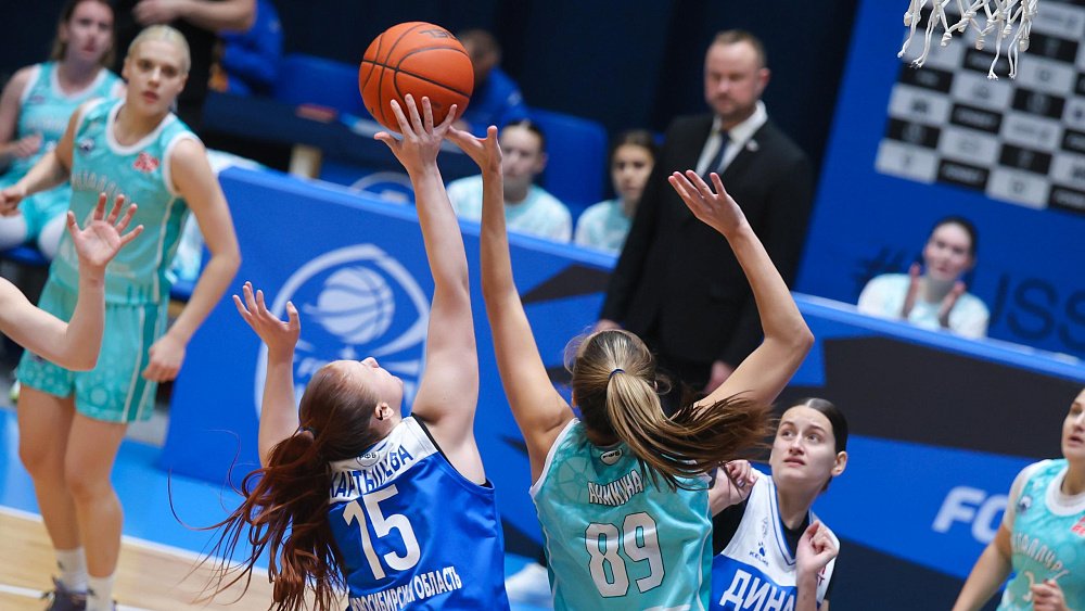 Женская баскетбольная команда «Металлург» победами завершила домашнюю серию матчей