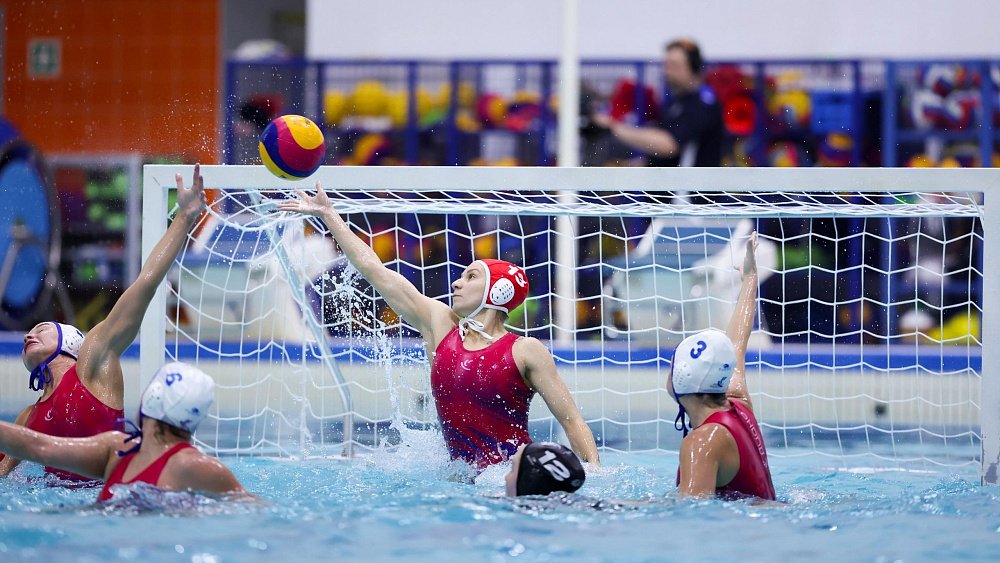 Команда «Динамо-Уралочка» без поражений идет в Евразийской ватерпольной лиге