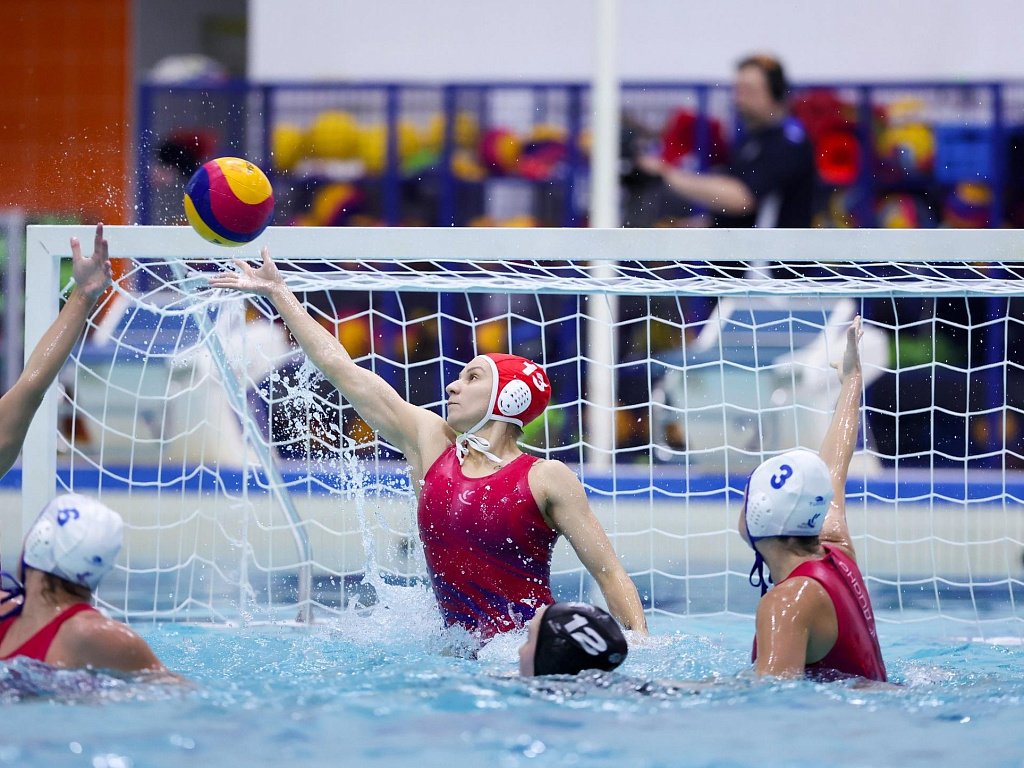 Команда «Динамо-Уралочка» без поражений идет в Евразийской ватерпольной лиге