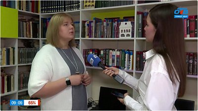 Узнаем, зачем ребята приходят в школьную библиотеку, в прямом включении