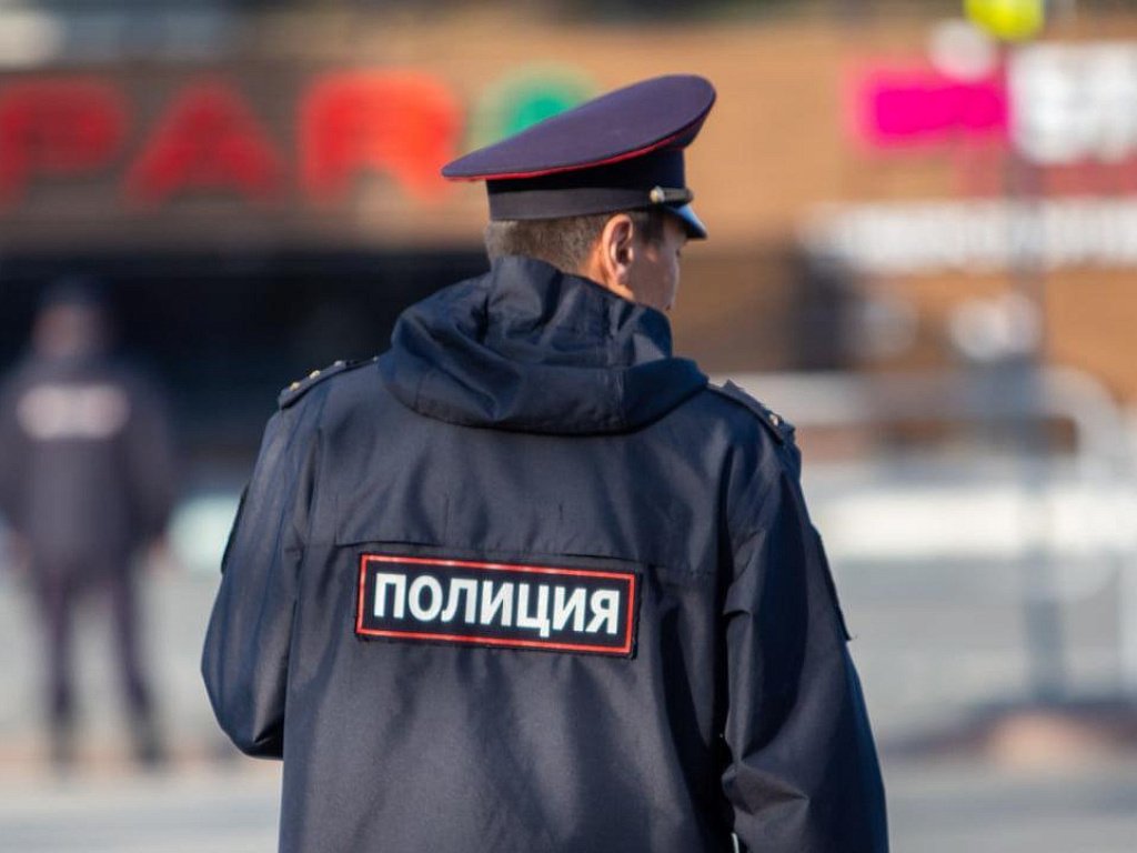 Двух рецидивистов задержали за кражу шуб и телевизора в Верхнем Уфалее