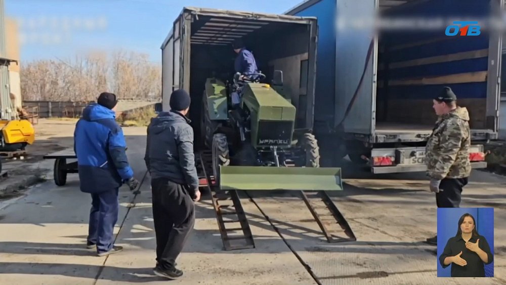 Эксклюзивная посылка от Народного фронта Челябинской области отправляется к бойцам