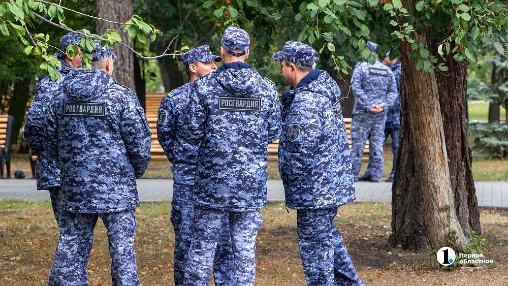 Сотрудников вневедомственной охраны Росгвардии поздравляют в России 29 октября