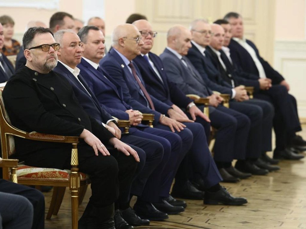 Южноуральцам вручили государственные награды РФ