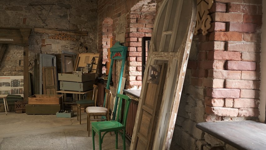 В Челябинске продолжают восстанавливать купеческий особняк Беляевского В Челябинске продолжают восстанавливать купеческий особняк Беляевского