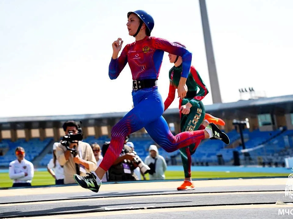 Сборная России с победы стартовала на чемпионате мира по пожарно-спасательному спорту