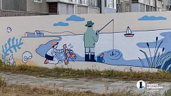 Стены в Ленинском районе Челябинска украсили цветущими яблонями, русалками и чудовищами