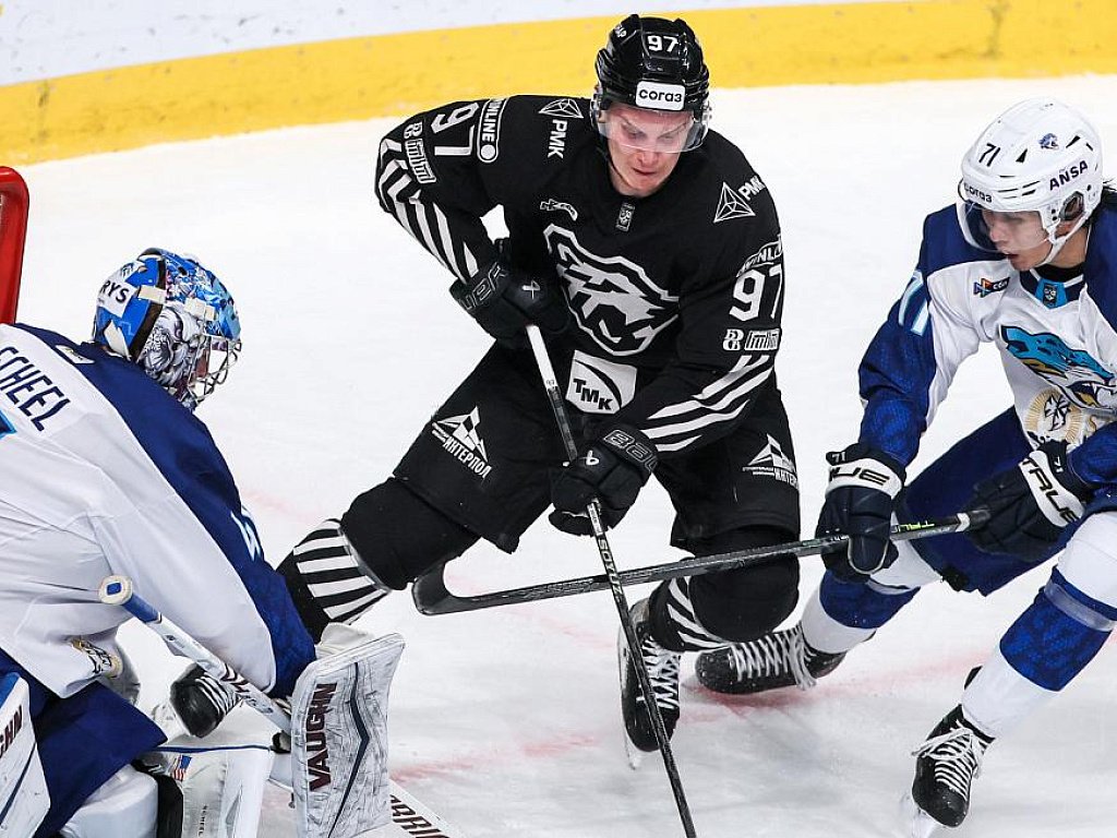 Хоккейный клуб «Трактор» разгромил астанинский «Барыс» в Челябинске