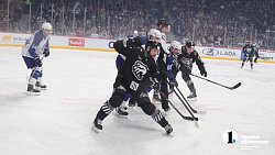 Хоккейный клуб «Трактор» разгромил астанинский «Барыс» в Челябинске