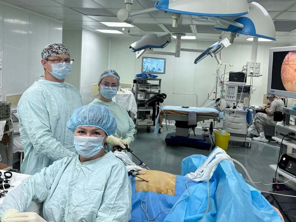 Хирурги в Магнитогорске достали огромные камни из поджелудочной без полостной операции