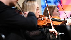 Проект «Я люблю тебя, жизнь!» с мировыми звездами стартовал на Урале с концерта в Челябинске