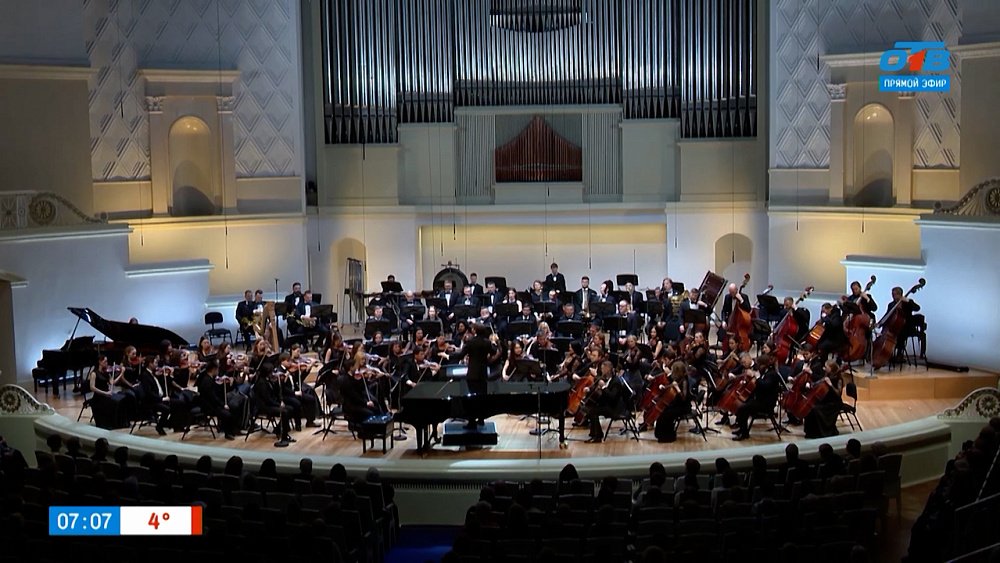 Эффектная музыкальная премьера в сюжете «Симфонический оркестр в Москве»