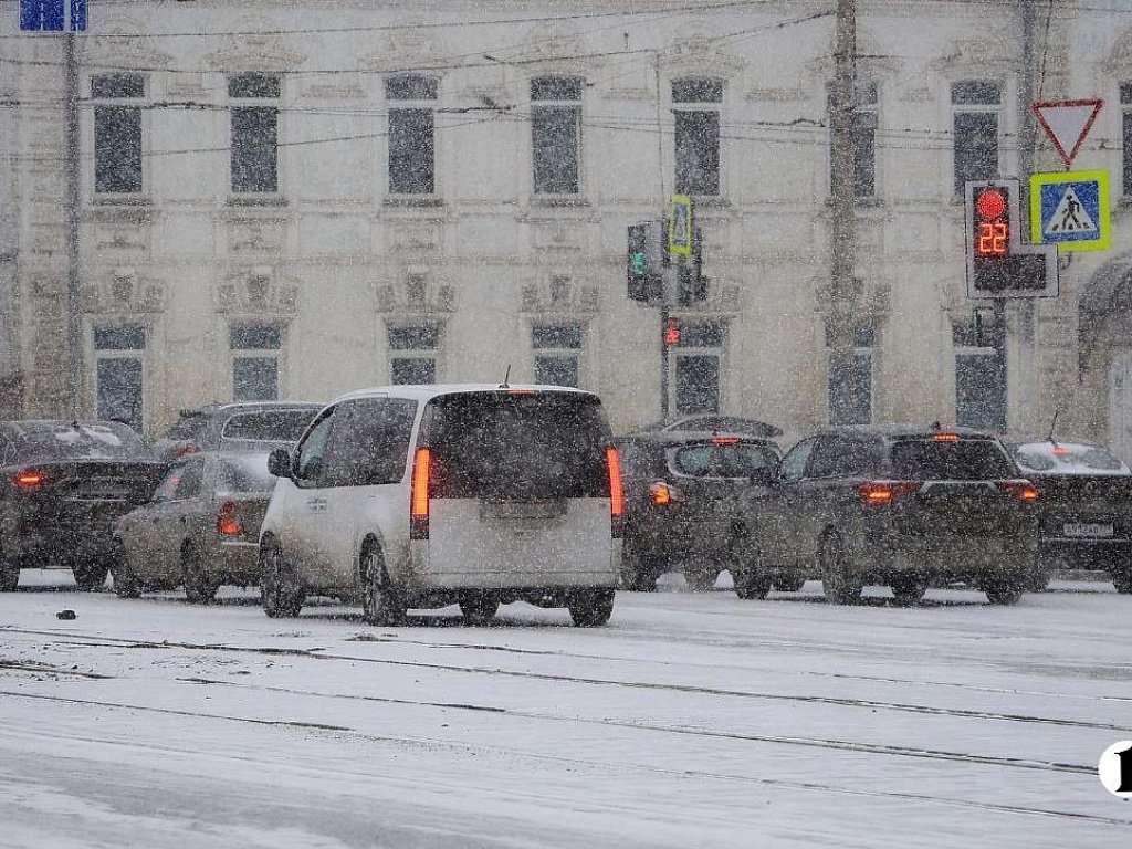Снежный покров высотой до 6 см установился в Челябинской области 2 ноября