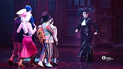 В Челябинской опере представили первую премьеру сезона — мюзикл «Мэри Поппинс, до свидания!»