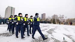 Алексей Текслер почтил память погибших при исполнении сотрудников полиции