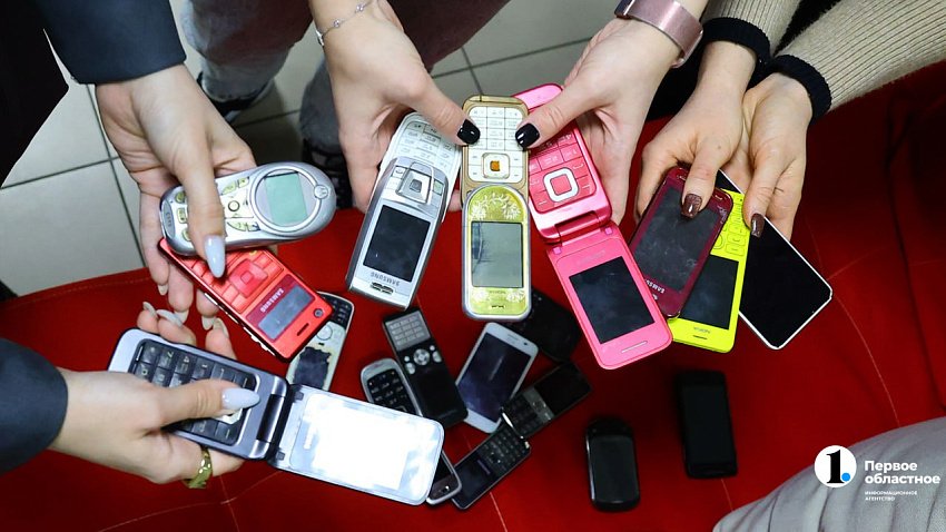 Челябинцы не спешат расставаться с кнопочными телефонами