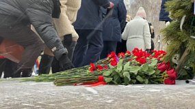 В Челябинске почтили память погибших при выполнении служебных обязанностей сотрудников органов внутренних дел РФ