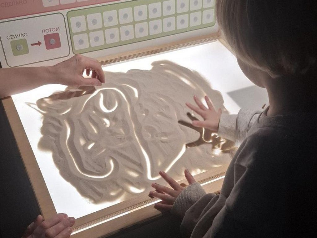 В Магнитогорске открыли первую сенсорную комнату для детей с аутизмом