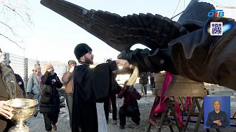 В Челябинске завершаются работы по установке скульптуры «Собор Архистратига Михаила»