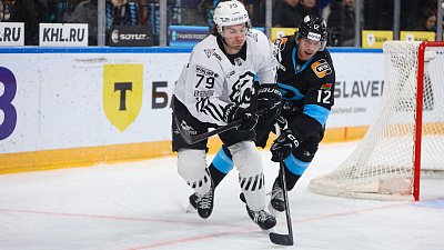 Джордан Гросс принес победу «Трактору» над «Адмиралом» в чемпионате КХЛ
