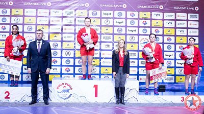 Алексей Текслер поздравил челябинскую самбистку с золотом чемпионата мира