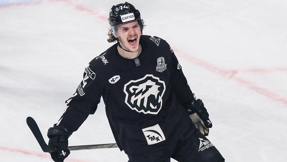 Хоккеист Виталий Кравцов вернулся в ХК «Трактор»