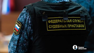 Приставы заставили челябинца отдать бывшей жене машину «Шкода» и комод