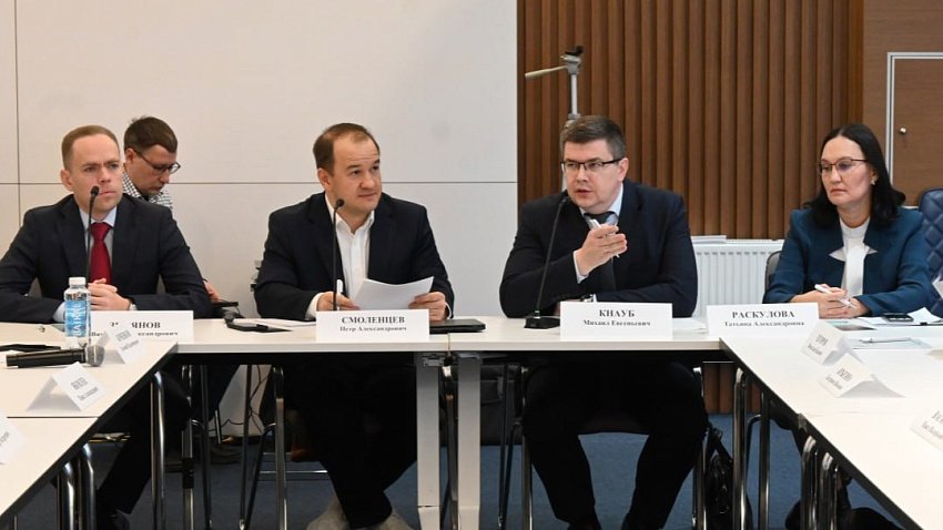 В Челябинске обсудили успешные практики роботизации производств