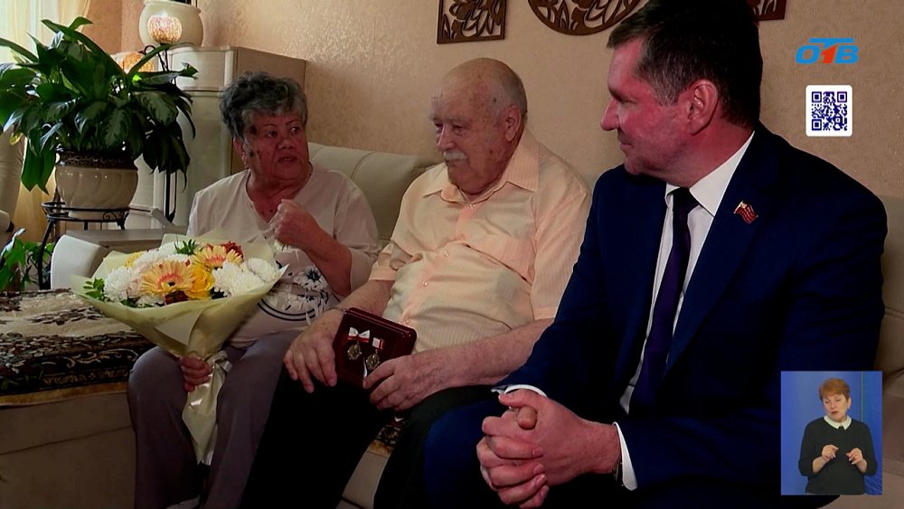 В Челябинске семье Алексеевых вручили награду «Семейное счастье»