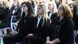 Алексей Текслер наградил сотрудников Сбербанка в день рождения компании