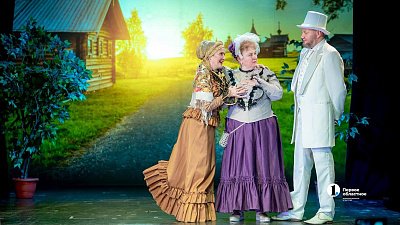 «Зорко лишь одно сердце»: слабовидящая челябинка выступает на сцене