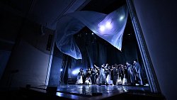 Алексей Текслер с супругой посетили спектакль «Петербургские повести» в Челябинском Молодежном театре