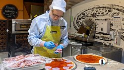 В день открытия «Гипер Ленты» челябинцы побежали искать знакомые товары и скидки