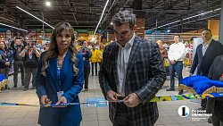 В день открытия «Гипер Ленты» челябинцы побежали искать знакомые товары и скидки