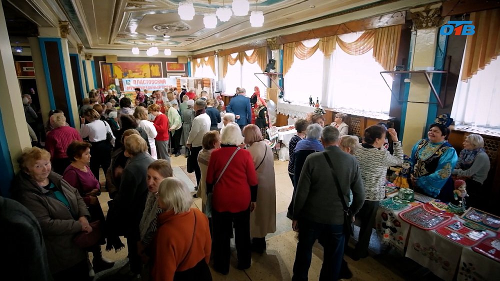 «Соцветие дружное Урала»: гала‑концерт, ремёсла и премия «Национальное признание»