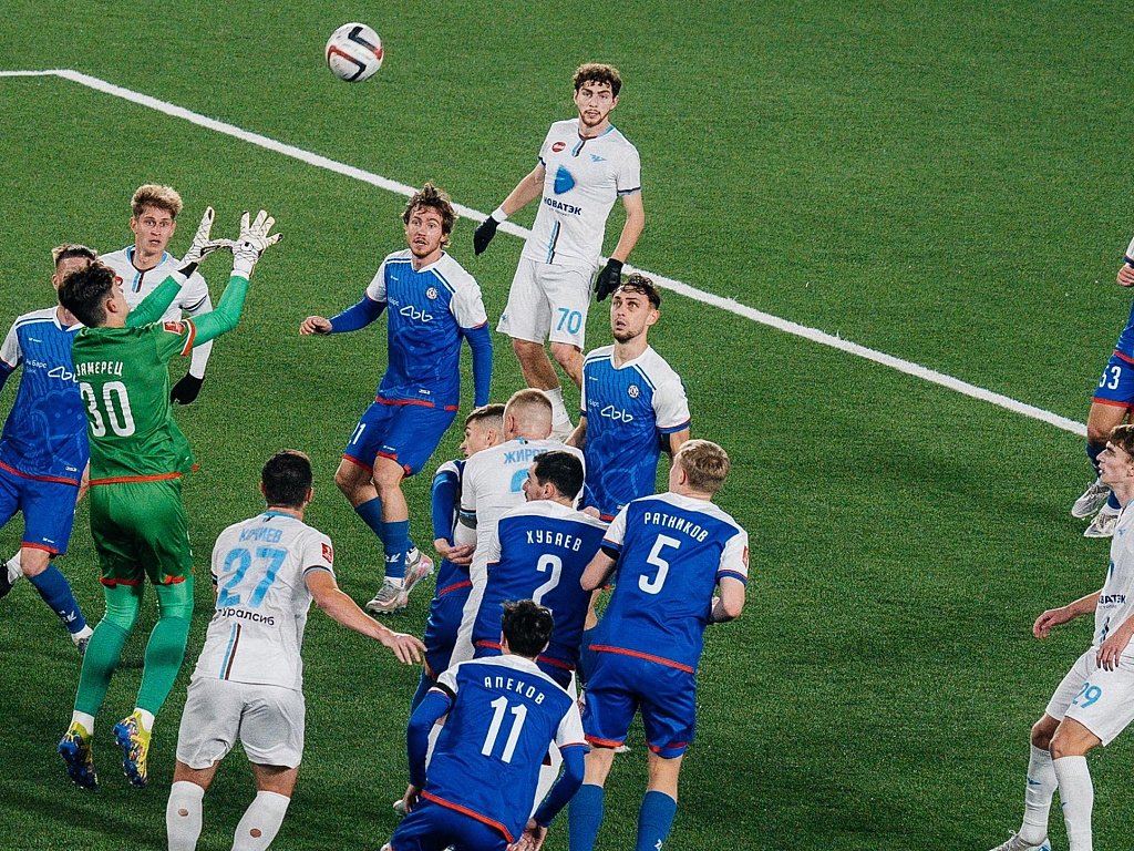 Футбольные клубы «Челябинск» и «КАМАЗ» сыграли лучший матч сезона в Первой лиге