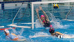 Команда «Динамо-Уралочка» отпраздновала свой юбилей победой в Суперсерии