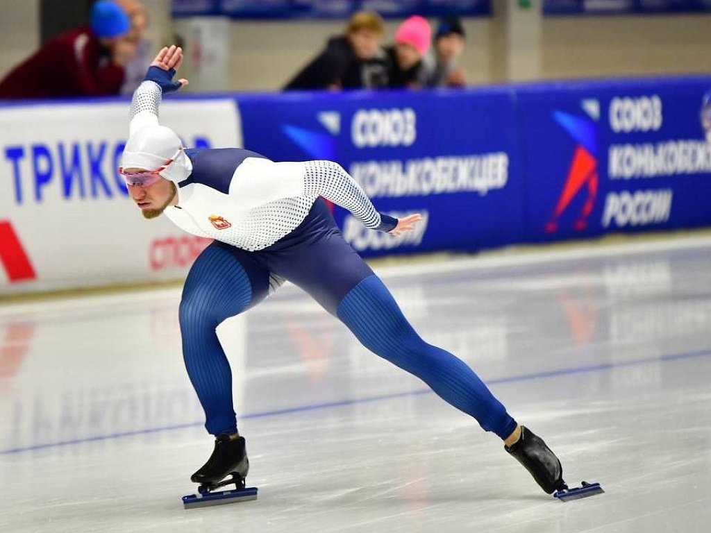 Конькобежцы Челябинской области завоевали восемь медалей на втором этапе Кубка России
