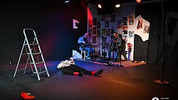 В новом челябинском театре поставили стендап-спектакль с комиком в главной роли