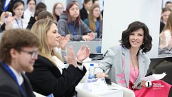 Будущие медийщики приняли эстафету добра