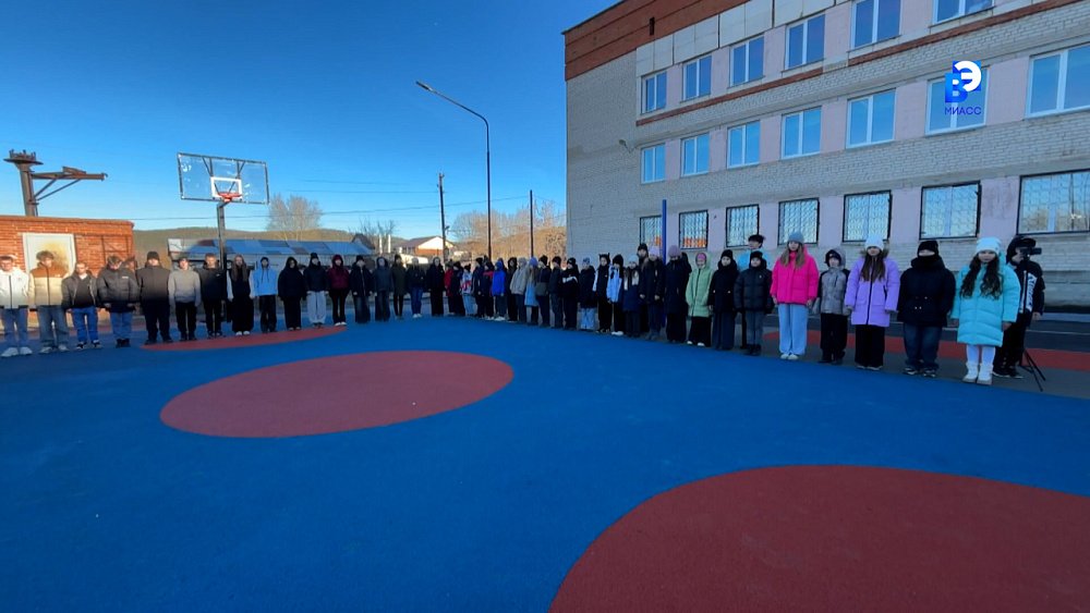 В школе № 14 Миасса появился новый спортивный комплекс