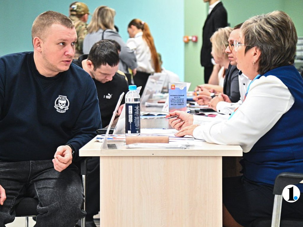 В Челябинске 19 ноября прошла ярмарка вакансий для участников СВО и их семей