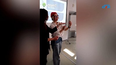 Алексей Текслер показал, как южноуральская молодежь работает в креативных пространствах