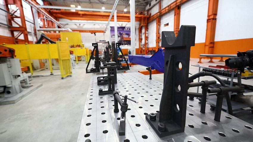 Челябинский механический завод запустил новый цех по выпуску спецтехники