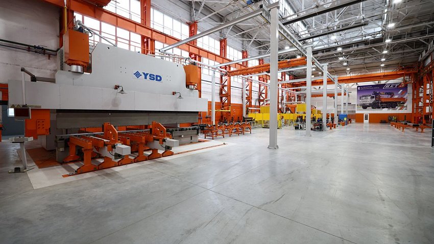 Челябинский механический завод запустил новый цех по выпуску спецтехники