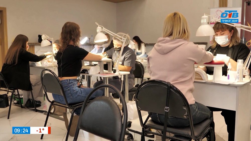 Конкурс по ногтевому сервису в сюжете «Идеальный маникюр»