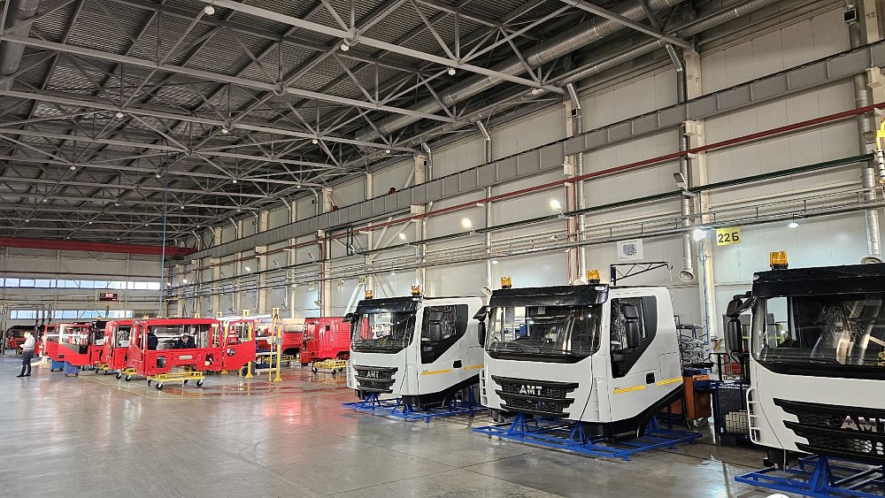 Алексей Текслер оценил производство техники для работы в экстремальных условиях